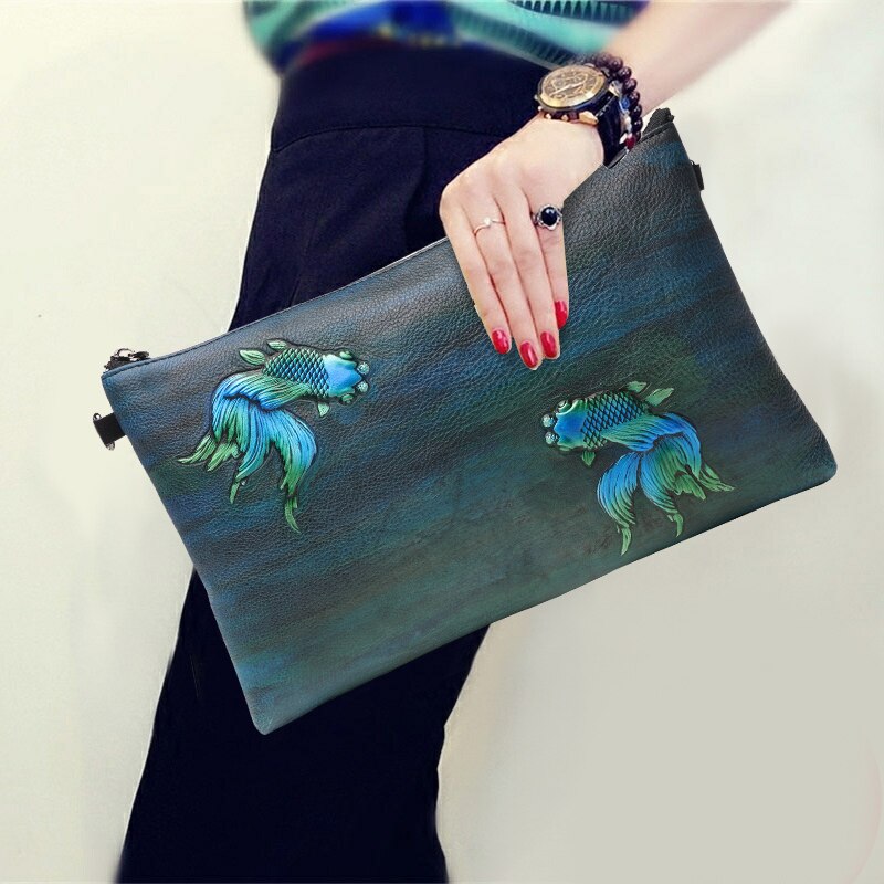 2018 New Style Goldfish Pattern Envelope Purse Genuine Leather Vintage Clutch Wallet Women Party Shopping Fashion Shoulder Bags